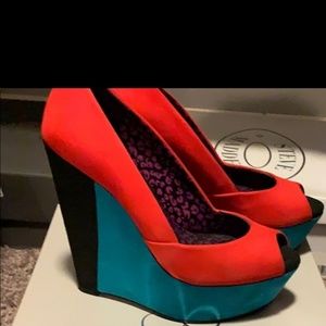 Jessica Simpson Wedges